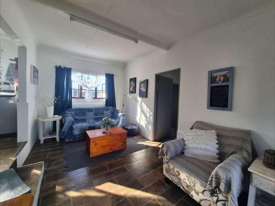 2 Bedroom Property for Sale in Stilbaai Oos Western Cape